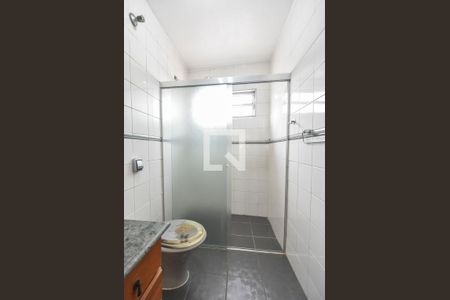 Casa à venda com 220m², 3 quartos e 2 vagasBanheiro Suíte 02