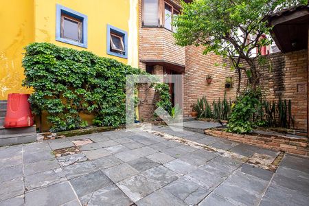 Casa à venda com 165m², 3 quartos e 2 vagas Casa à venda com 165m², 3 quartos e 2 vagasGaragem