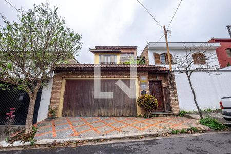 Casa à venda com 165m², 3 quartos e 2 vagas Casa à venda com 165m², 3 quartos e 2 vagasCasa