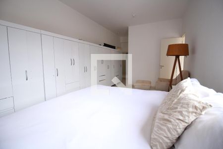Apartamento para alugar com 241m², 4 quartos e 4 vagasSuíte 1