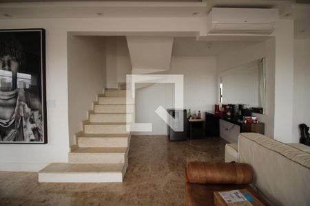 Apartamento para alugar com 241m², 4 quartos e 4 vagasSala