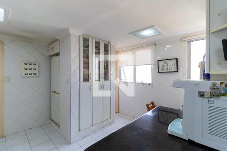Apartamento à venda com 185m², 3 quartos e 2 vagasCozinha