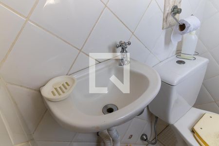 Apartamento à venda com 185m², 3 quartos e 2 vagas Apartamento à venda com 185m², 3 quartos e 2 vagasBanheiro de serviço