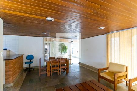 Apartamento à venda com 185m², 3 quartos e 2 vagasÁrea comum - Salão social