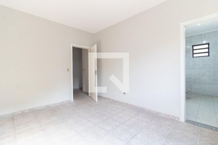 Suíte de casa à venda com 3 quartos, 210m² em Vila Brasilina, São Paulo