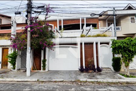 Casa à venda com 650m², 5 quartos e 6 vagasFachada