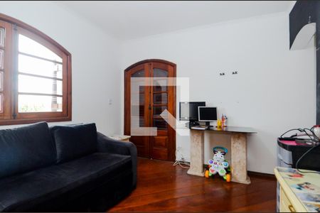 Casa à venda com 650m², 5 quartos e 6 vagasSuíte 2