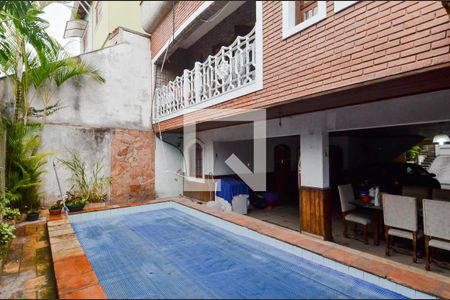 Casa à venda com 650m², 5 quartos e 6 vagasPiscina