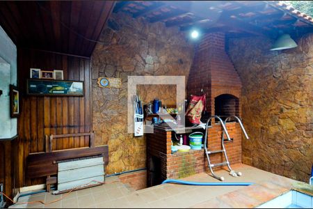 Casa à venda com 650m², 5 quartos e 6 vagasÁrea comum - Churrasqueira