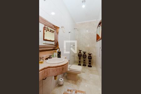 Casa à venda com 650m², 5 quartos e 6 vagasBanheiro Social