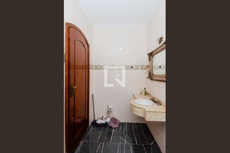 Casa à venda com 650m², 5 quartos e 6 vagasBanheiro da Suíte 1