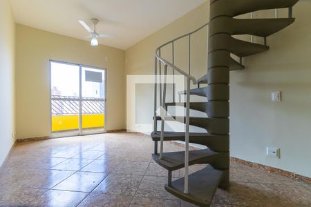 Sala de apartamento para alugar com 3 quartos, 150m² em Vila Itapura, Campinas