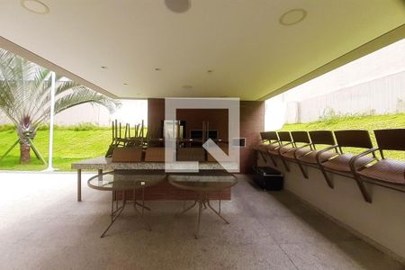 Apartamento à venda com 120m², 3 quartos e 1 vaga Apartamento à venda com 120m², 3 quartos e 1 vagaÁrea comum - Churrasqueira