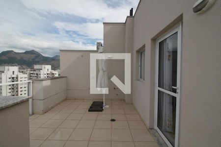 Apartamento à venda com 120m², 3 quartos e 1 vagaCobertura