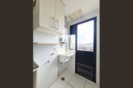 Apartamento à venda com 45m², 2 quartos e 1 vaga Apartamento à venda com 45m², 2 quartos e 1 vagaÁrea de Serviço