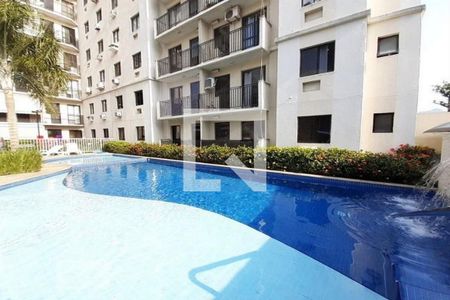 Apartamento à venda com 45m², 2 quartos e 1 vaga Apartamento à venda com 45m², 2 quartos e 1 vagaÁrea comum - Piscina