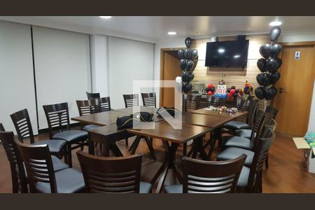 Apartamento à venda com 95m², 3 quartos e 3 vagas Apartamento à venda com 95m², 3 quartos e 3 vagasÁrea comum - Salão de festas