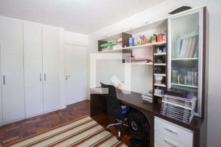 Casa à venda com 450m², 4 quartos e 4 vagasQuarto 2