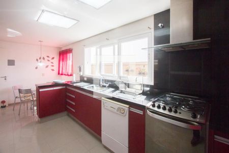 Casa à venda com 450m², 4 quartos e 4 vagasCozinha