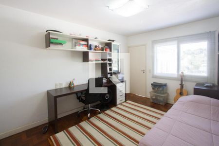 Casa à venda com 450m², 4 quartos e 4 vagasQuarto 2