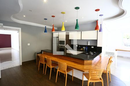 Apartamento à venda com 72m², 2 quartos e 2 vagasÁrea comum - Salão de festas