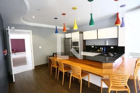 Apartamento à venda com 72m², 2 quartos e 2 vagasÁrea comum - Salão de festas