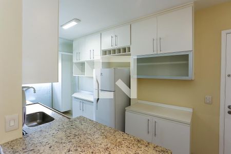 Apartamento à venda com 72m², 2 quartos e 2 vagasCozinha