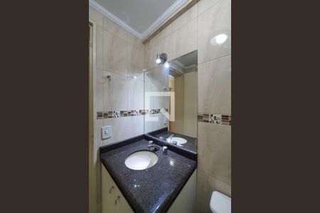 Apartamento para alugar com 70m², 3 quartos e 1 vaga Apartamento para alugar com 70m², 3 quartos e 1 vagaBanheiro