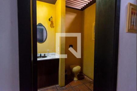 Casa à venda com 2700m², 6 quartos e 2 vagasBanheiro 4