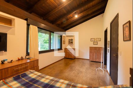 Casa à venda com 2700m², 6 quartos e 2 vagasSuíte 1