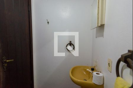 Casa à venda com 2700m², 6 quartos e 2 vagasBanheiro 3