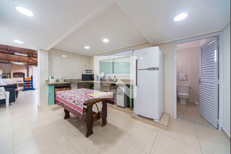 Casa à venda com 340m², 4 quartos e 3 vagas Casa à venda com 340m², 4 quartos e 3 vagasCozinha da Cobertura