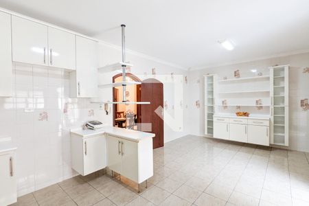 Casa à venda com 314m², 3 quartos e 3 vagas Casa à venda com 314m², 3 quartos e 3 vagasCozinha