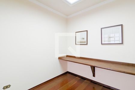 Casa à venda com 314m², 3 quartos e 3 vagas Casa à venda com 314m², 3 quartos e 3 vagasHome office