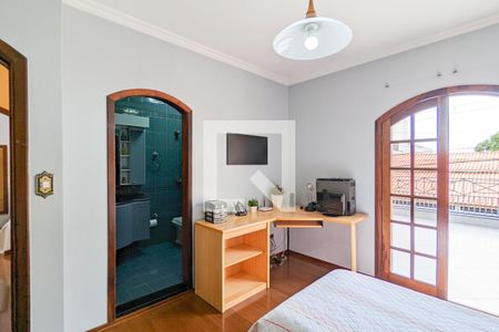 Casa à venda com 314m², 3 quartos e 3 vagas Casa à venda com 314m², 3 quartos e 3 vagasQuarto