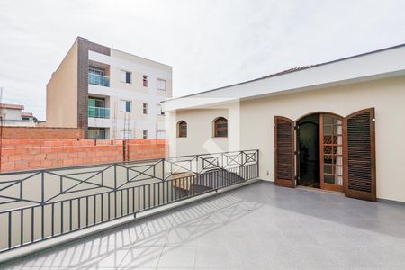 Casa à venda com 314m², 3 quartos e 3 vagas Casa à venda com 314m², 3 quartos e 3 vagasVaranda
