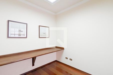 Casa à venda com 314m², 3 quartos e 3 vagas Casa à venda com 314m², 3 quartos e 3 vagasHome office