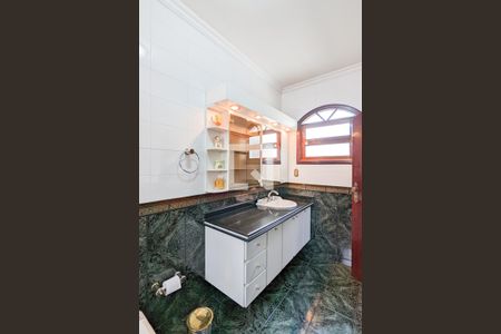 Casa à venda com 314m², 3 quartos e 3 vagas Casa à venda com 314m², 3 quartos e 3 vagasBanheiro da suíte 1