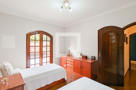 Casa à venda com 314m², 3 quartos e 3 vagas Casa à venda com 314m², 3 quartos e 3 vagasQuarto da suíte 2