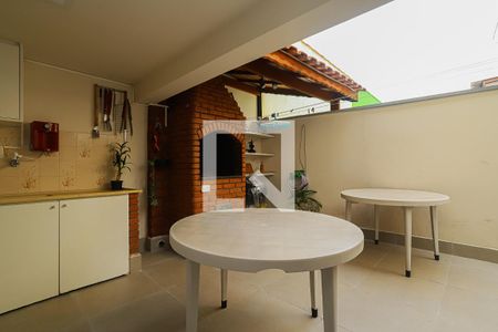 Casa à venda com 230m², 4 quartos e 3 vagasQuintal e Churrasqueira