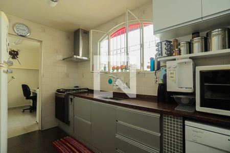 Casa à venda com 230m², 4 quartos e 3 vagasCozinha