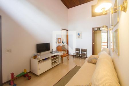 Casa à venda com 410m², 4 quartos e 6 vagasSala de TV