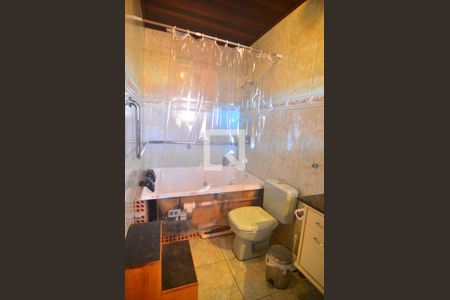 Casa para alugar com 400m², 3 quartos e 7 vagasBanheiro suíte