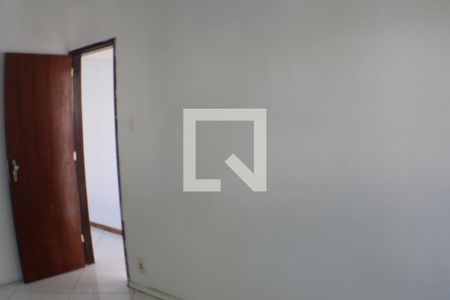 Quarto 1 de apartamento para alugar com 2 quartos, 55m² em Taquara, Rio de Janeiro