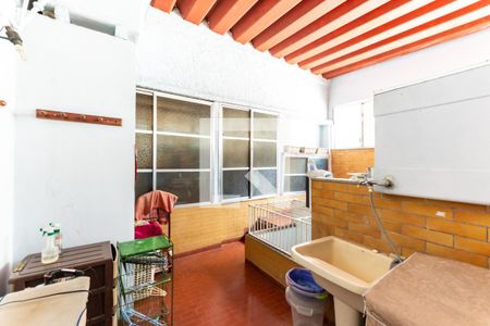 Casa à venda com 160m², 2 quartos e 1 vagaÁrea de serviço -Terraço