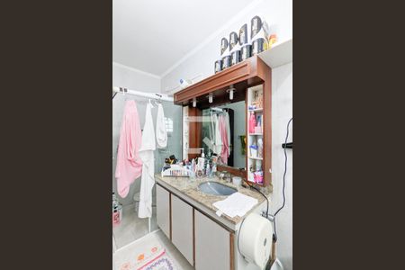 Casa à venda com 450m², 3 quartos e 3 vagasBanheiro da suíte 2 