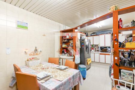 Casa à venda com 450m², 3 quartos e 3 vagasCozinha