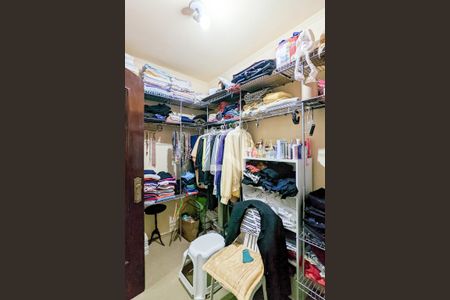 Casa à venda com 450m², 3 quartos e 3 vagasQuarto da suíte 2 