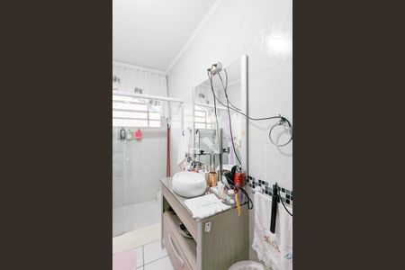 Casa à venda com 450m², 3 quartos e 3 vagasBanheiro da suíte 1 