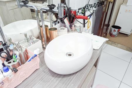 Casa à venda com 450m², 3 quartos e 3 vagasBanheiro da suíte 1 